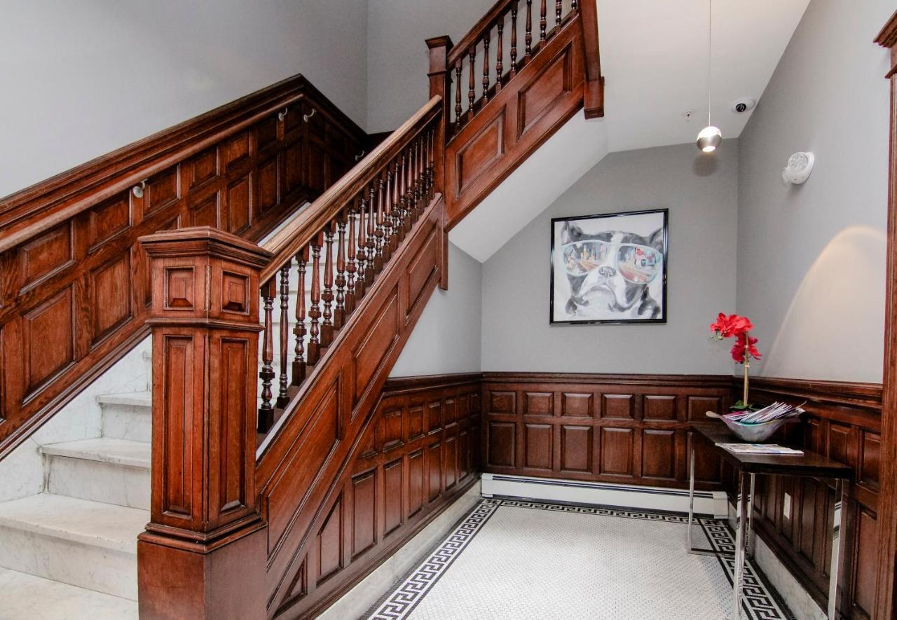A Stylish Stay W/ A Queen Bed, Heated Floors.. #18 Brookline Kültér fotó