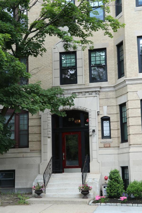 A Stylish Stay W/ A Queen Bed, Heated Floors.. #18 Brookline Kültér fotó
